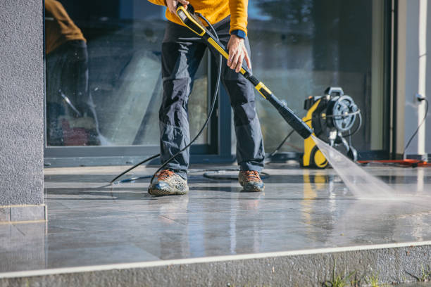 Best Patio and Deck Pressure Washing  in Mango, FL